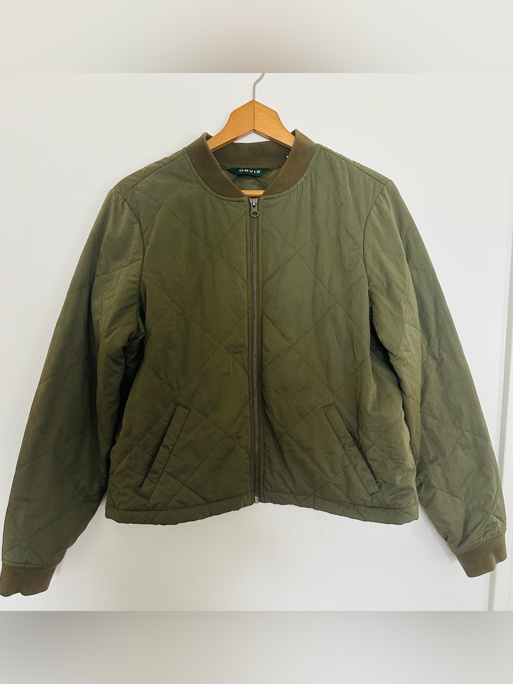 Orvis Olive Green Quilted Bomber Jacket Size Medium Like New